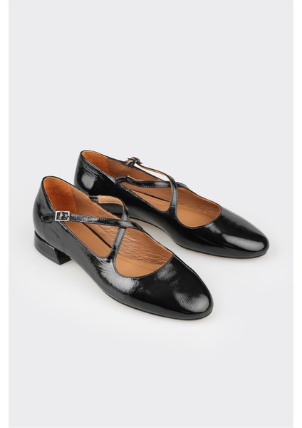 Bordo Deri Kadın Günlük Ayakkabı fiyatları