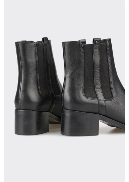 Siyah Deri Kadın Topuklu Bot fırsatları