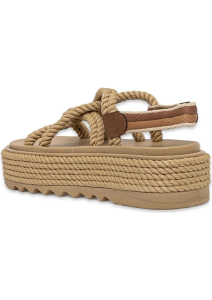 Bodrum Chunky Platform Bej Kadın Sandalet fırsatları