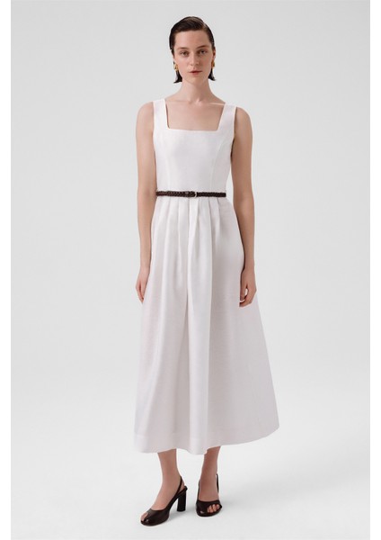 Ekru Kare Yaka Kemer Detaylı Uzun Elbise