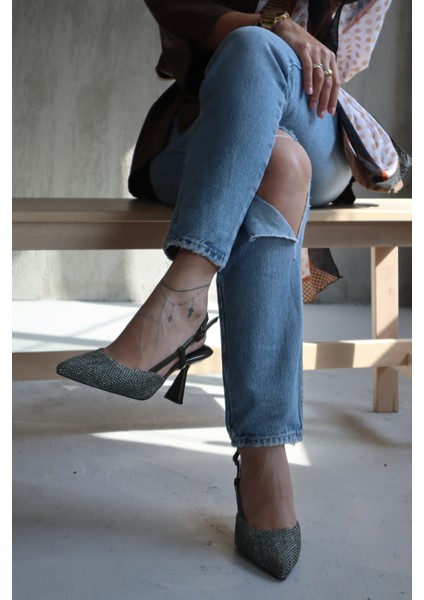 Diadora Hasır Arkası Açık Stiletto