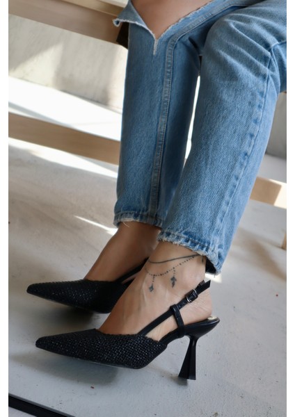 Diadora Hasır Arkası Açık Stiletto modelleri