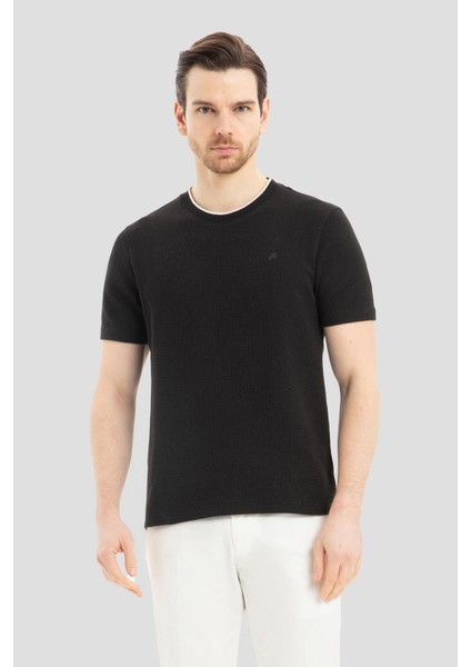 Siyah Bisiklet Yaka T-Shirt