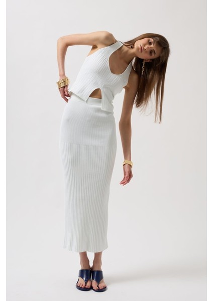 V Detay Dokulu Crop Bluz