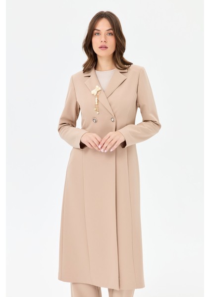 Broşlu Kruvaze Uzun Ceketli Takım Vizon modelleri