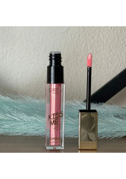 Sudedi Home Kiss Me Shine Lip Gloss - Pembe Işıltılı Dudak Parlatıcısı modelleri