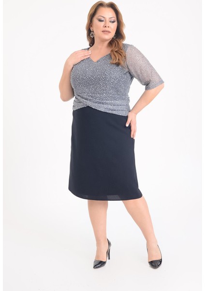 Büyük Beden Gri Renkli V Yaka Kısa Abiye Elbise modelleri