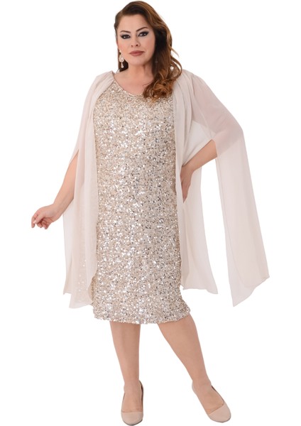 Büyük Beden Bej Renkli Pul Payetli Kısa Abiye Elbise
