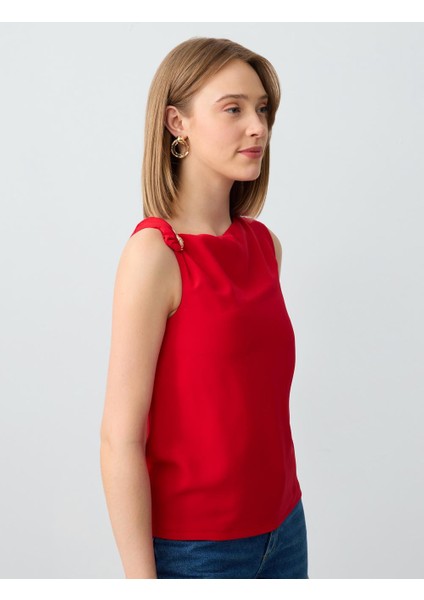 Kırmızı Düz Kesim Kayık Yaka Kolsuz Dokuma Bluz fırsatları