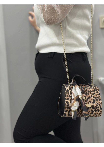 Leoparlı Siyah Cilt Çanta