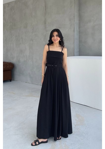 Siyah Geniş Pileli Kemerli Elbise