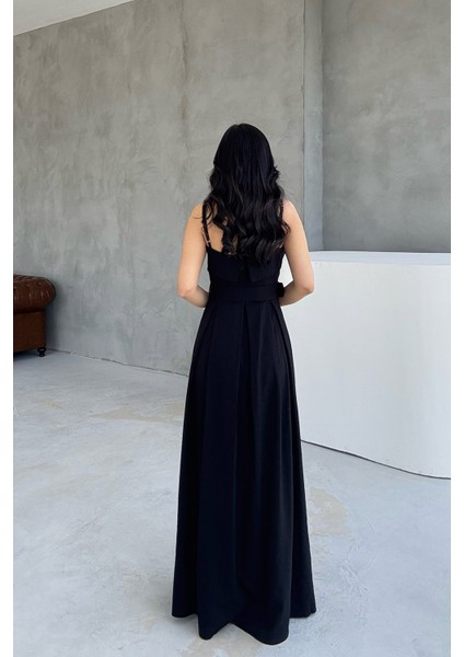 Siyah Geniş Pileli Kemerli Elbise indirimleri