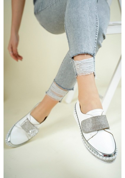 Taş Cırtlı Sneakers Beyaz modelleri