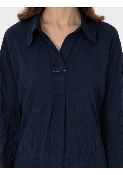 Kadın Lacivert Oversize Uzun Kollu Gömlek 50301069-VR033