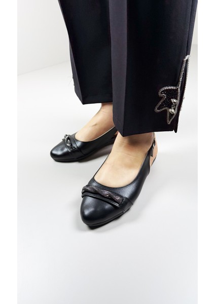 Klara 2504 Kadın Babet - Burgu Detaylı Açık Topuk Şık Günlük Ayakkabı fırsatları