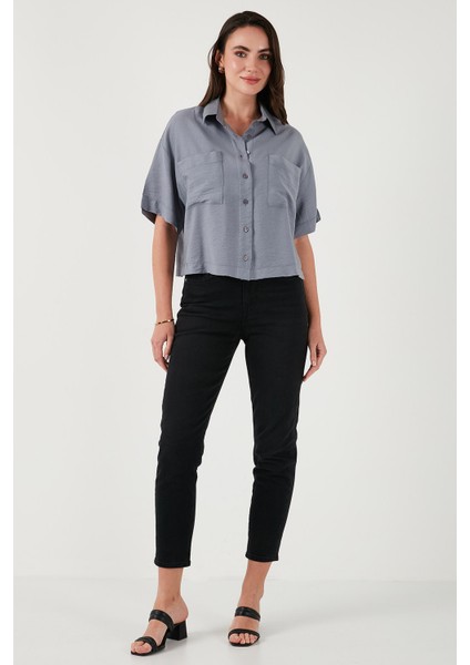 Regular Fit Cep Detaylı Kısa Kollu Gömlek Bayan Gömlek 6778568