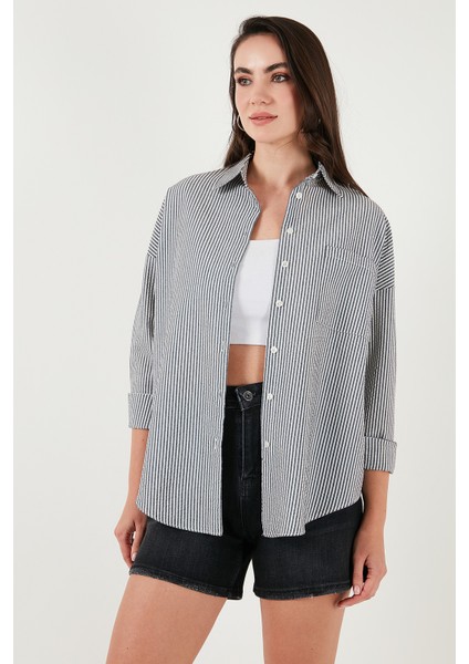 Regular Fit Uzun Kollu Cepli Çizgili Gömlek Bayan Gömlek 6772895