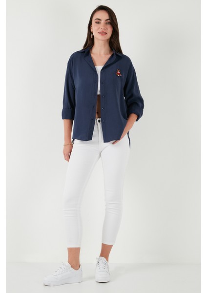 Pamuk Karışımlı Regular Fit Ayıcık Işlemeli Gömlek Bayan Gömlek 6773106 fırsatları