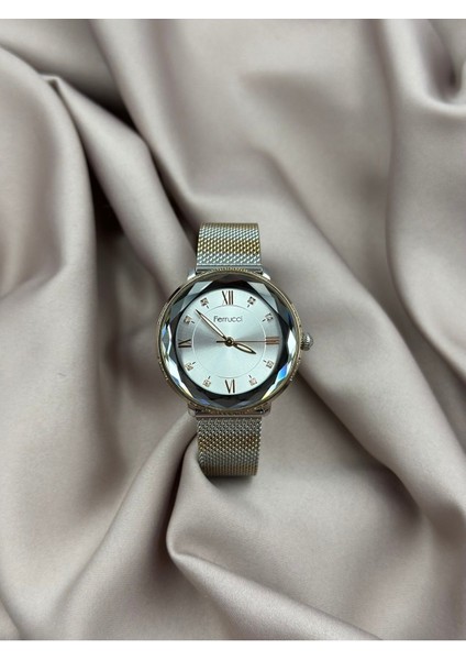 Kristal Kesim Camlı Çift Renk Gümüş ve Rose Gold Tek Taşlı Şık Tasarım Ferrucci Kadın Saati modelleri