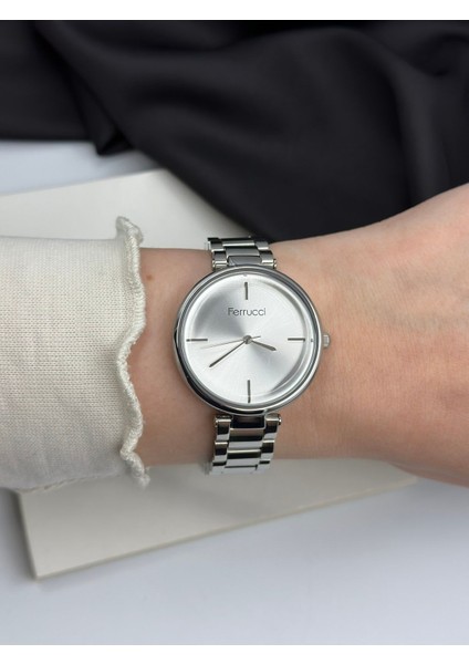 Gümüş Minimalist Tasarım Ferrucci Kadın Kol Saati