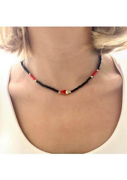 Siyah Kırmızı Balıklı Tasarim Kolye