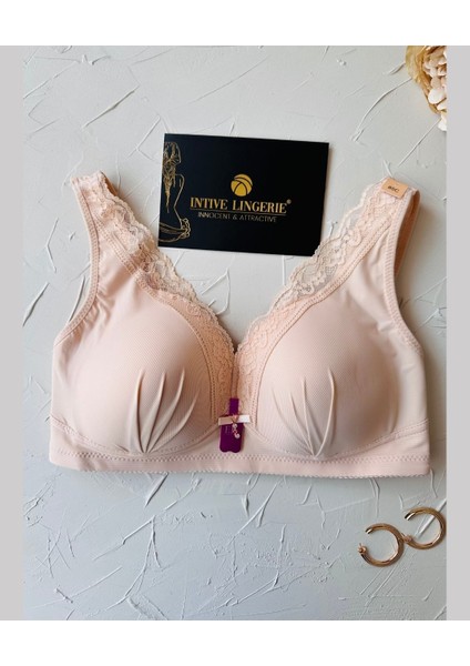 Harper Balensiz Desteksiz V Yaka Kesim Kaplı Dantelli Ultra Kaliteli Rahat C Cup Sütyen