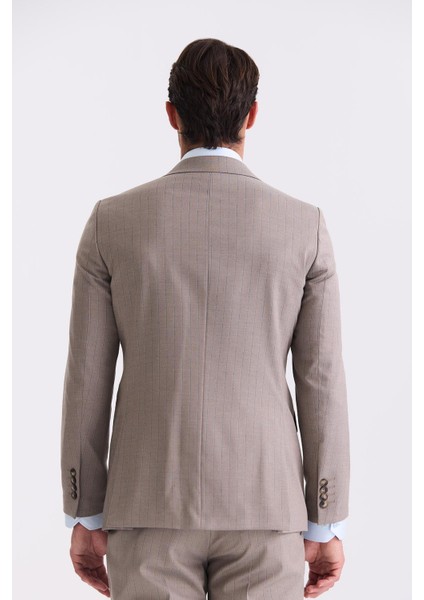 Bej Slim Fit Sivri Yaka Çizgili Kruvaze Takım Elbise