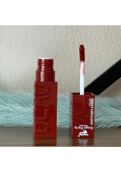 Sudedi Home Shiny Lip Gloss - Kahverengi Tonlarda Parlak Dudak Parlatıcısı fiyatları