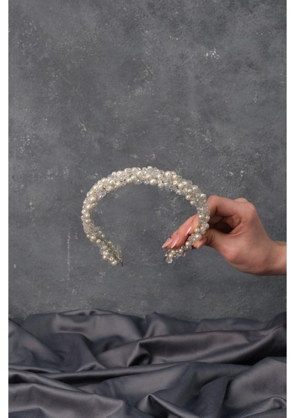 Yogun İncili Kristal Boncuklu Gelin Tacı modelleri