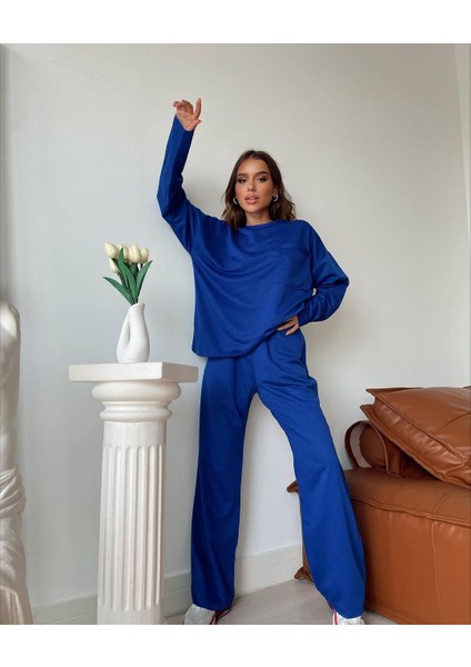 Kadın Geniş Yaka Beli Lastikli Cepli Önü Dikişli Iki Iplik Alt Üst Takım