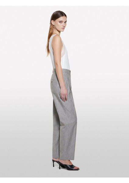 Viskoz Karışımlı Nervürlü Jarse Slim Fit Atlet Kadın Beyaz Atlet - 325P3Y61LH00Z fırsatları