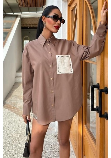 Leyla Sanat Sanata Yeni Bir Bakış Açısı Süzine Cepli Arkası Yırtmaçlı Oversize Gömlek 3420