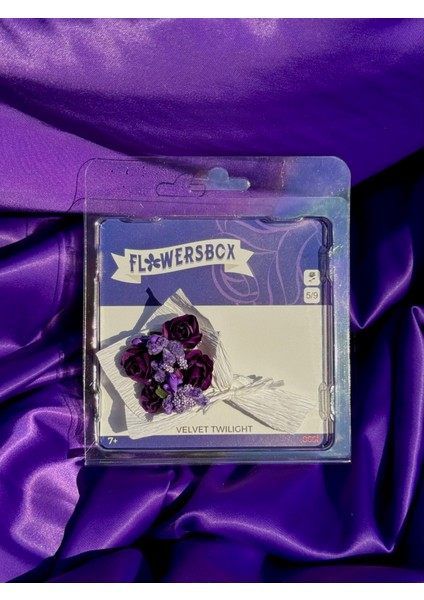 Velvet Twilight Mini Çiçek Buketi – Hot Koleksiyon Wheels Flowers | Özel Tasarım Çiçek Kutusu | Özel Günler | Anne, Sevgili, Eş