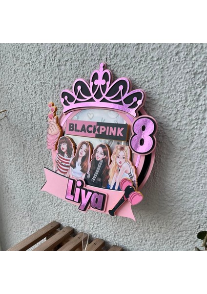 Blackpink Temalı Kız Çocuk Doğum Günü Isme Özel 3D Pasta Parti Süsü Cake Topper (22 x 21 cm )