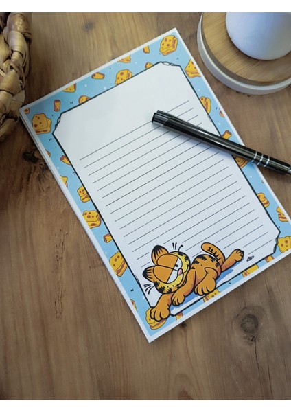 Özel Tasarım Çizgi Film Karakterleri Temalı Notepad