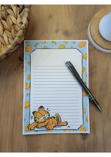Özel Tasarım Çizgi Film Karakterleri Temalı Notepad