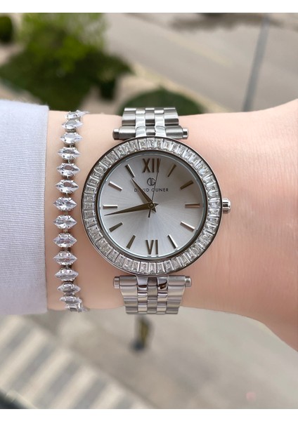 Gümüş Renk Çelik Kadın Kol Saati ve Bileklik modelleri