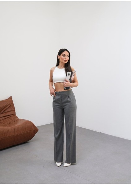 Arkasi Lasti̇kli̇ Pi̇leli̇ Dökümlü Wide Leg Pantolon