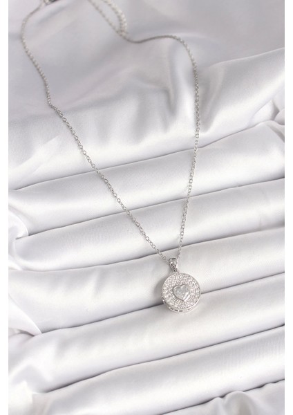 316L Çelik Gümüş Renk Zincir Zirkon Taşlı Kalp Işlemeli Madalyon Model Kadın Kolye - TJ-BKO9947 fiyatları