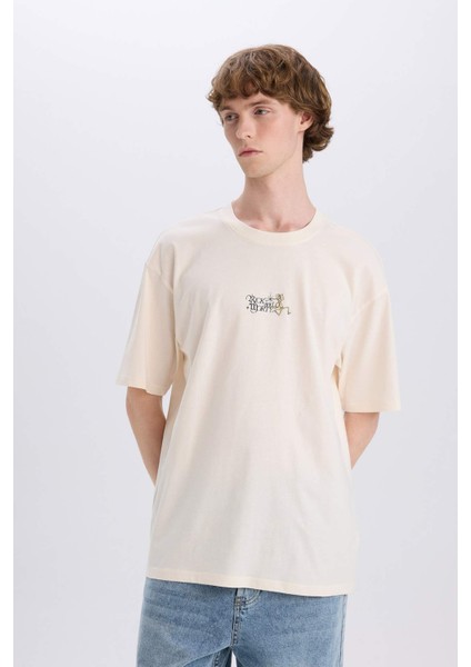 %100 Pamuk Rick and Morty Boxy Fit Bisiklet Yaka Sırt Baskılı Kısa Kollu Tişört E3267AX25SM indirimleri