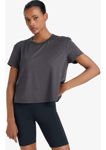 Fit Bisiklet Yaka Sporcu Kısa Kollu Tişört E2540AX25SM modelleri