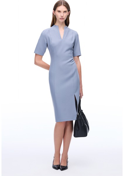 Gri V-Yaka Slim Fit Diz Altı Elbise