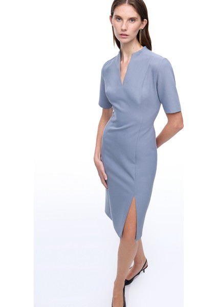 Gri V-Yaka Slim Fit Diz Altı Elbise fiyatları