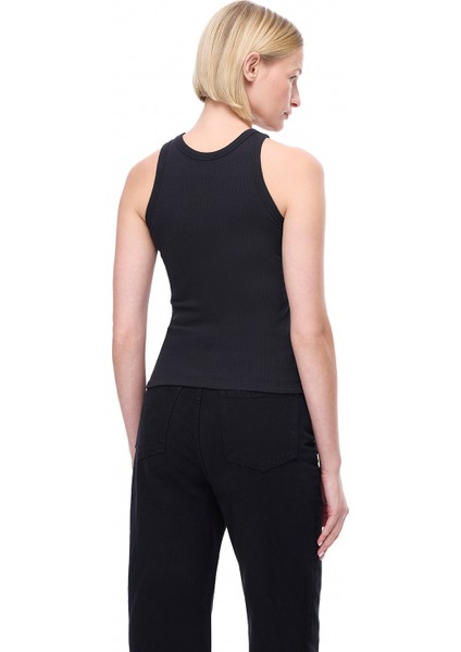 Amorinas Slim Fit Standart Boy Sıfır Kol Bisiklet Yaka Siyah Bluz