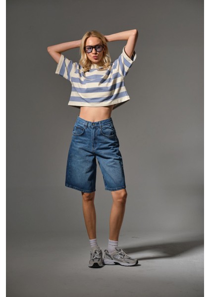 Toka Detaylı Bol Kesim Rahat Baggy Jean Kot Salaş Kadın Bermuda Diz Altı Denim Şort @casoria fırsatları