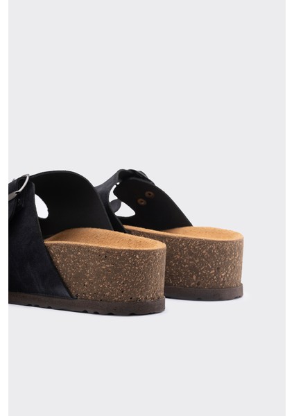 Gabba Vizon Deri Süet Toka Detaylı Kadın Terlik fırsatları