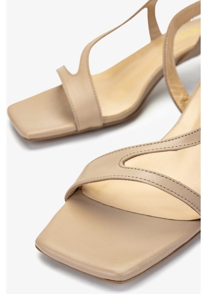 Kadın Bej Topuklu Ayakkabı 1078 1010 Bn Ayk Y25 Nude Dr modelleri