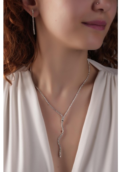 Premium Abiye Kolye Zirkon Taşlı Dalgalı Su Yolu Kolye-Küpe Set 55940