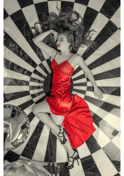 Dantelli Uzun Yırbrfaçlı Saten Gecelik Elbise String Takım Kırmızı (BRF31512)