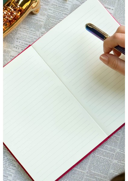 Diamond Taşlı Sert Kapak Defter A5(14.8x21 cm) 100gr. 160 Sayfa Çizgili